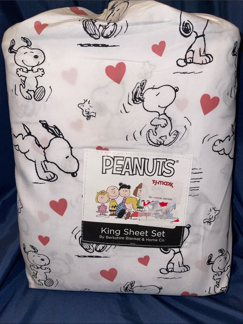 Peanuts Snoopy Heart King Sheet Set - White with Red Hearts